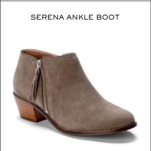 Vionic Women's Joy Serena Ankle Bootie. Griege/Tan/Brown 7.5
